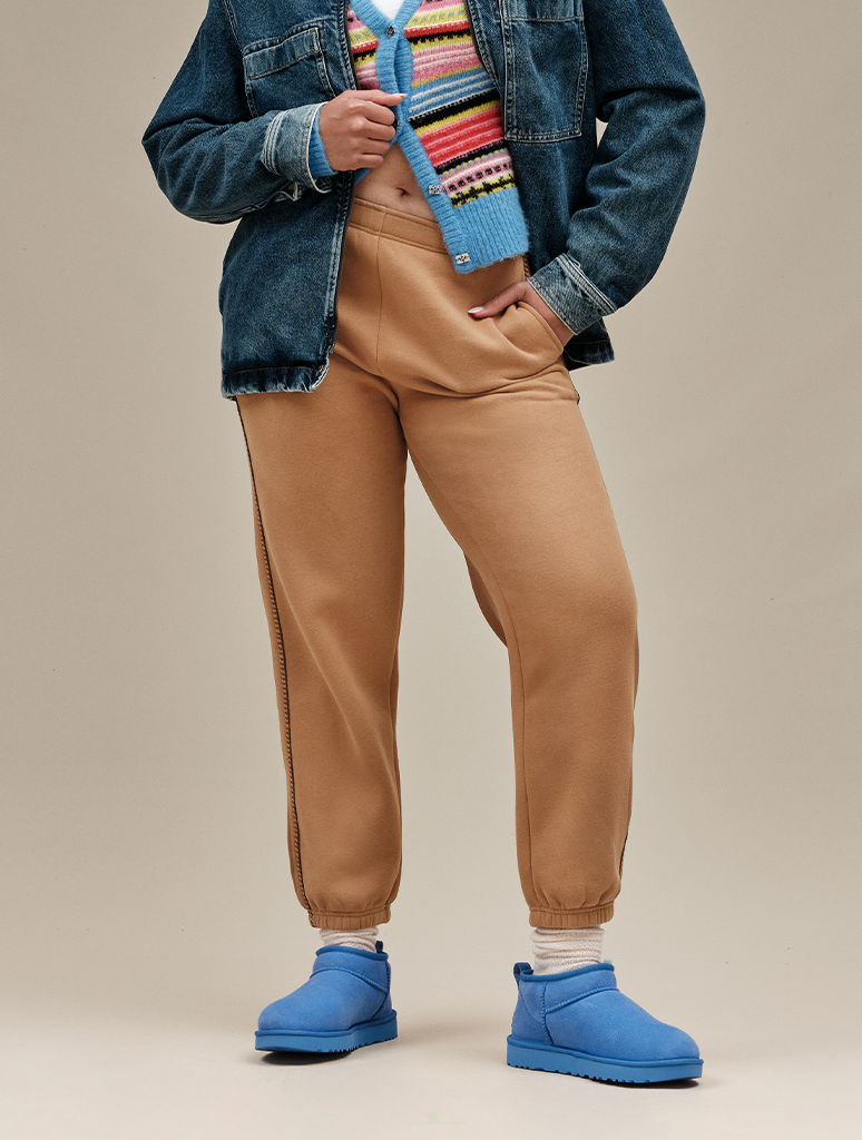 1158770-CHE_UGG-1