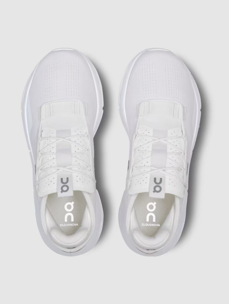 ON Running Cloudnova 2 Sneaker