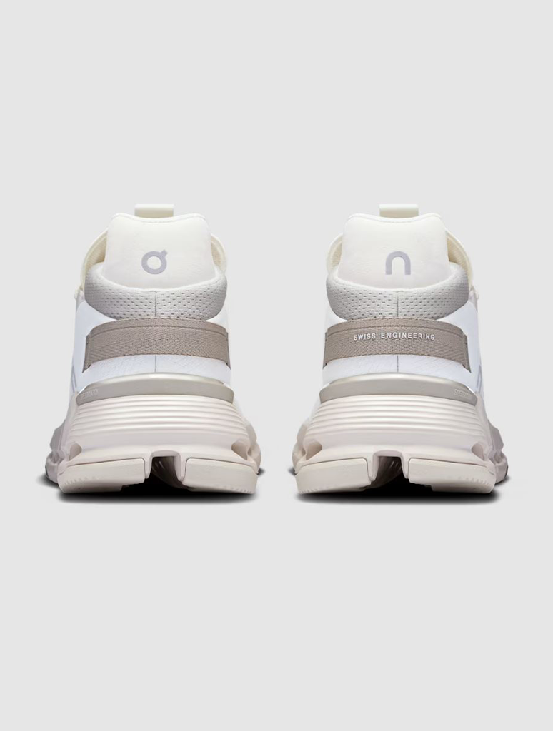 ON Running Cloudnova 2 Sneaker