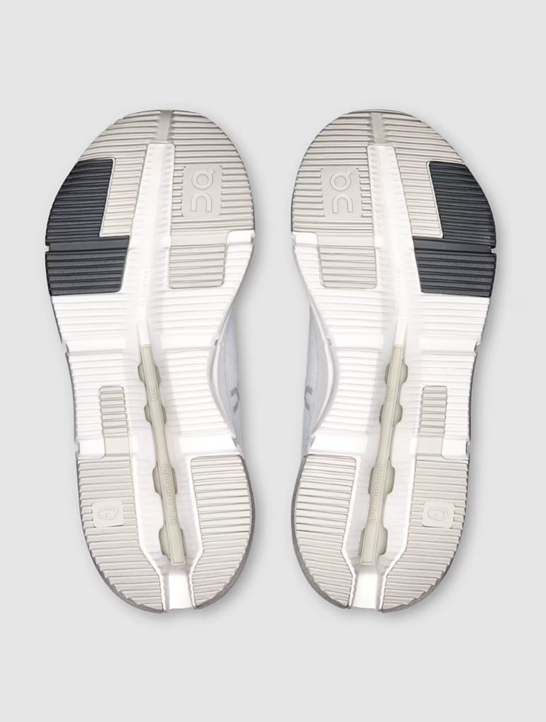 ON Running Cloudnova 2 Sneaker