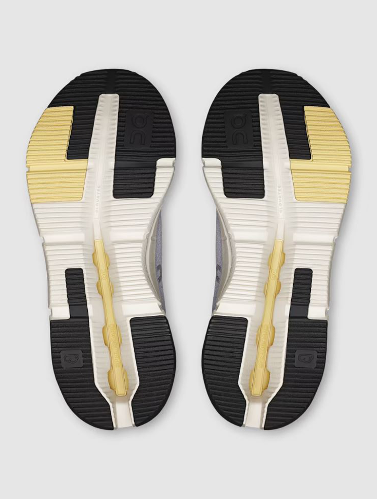 3WE30224322_ONRUNNING-5