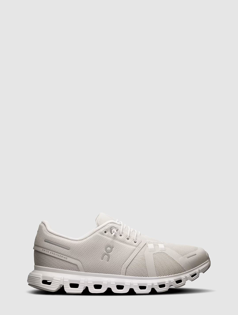 3WF10060755_ONRUNNING-1