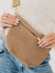 BAG-WES-SUE-TAU_PRETTYSIMPLE-1