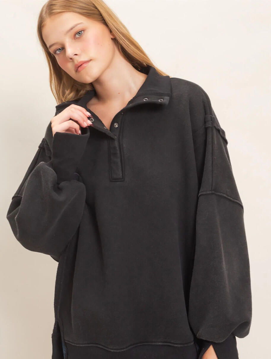 Mineral Wash Snap Collar Pullover in Black