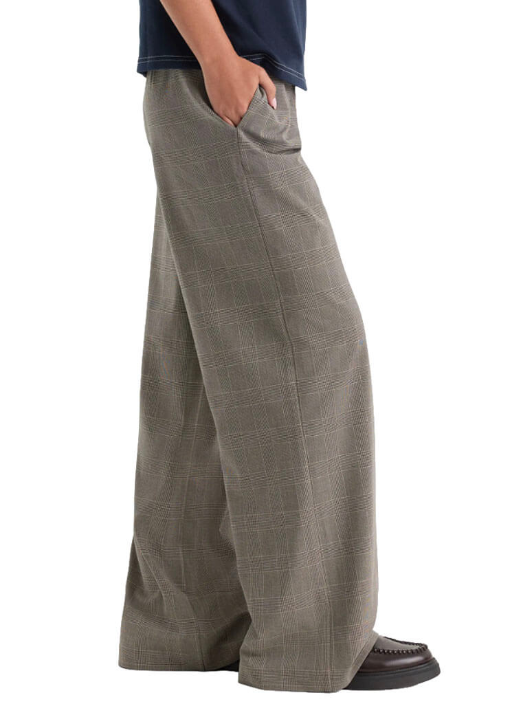 Good American The Pull On Trouser