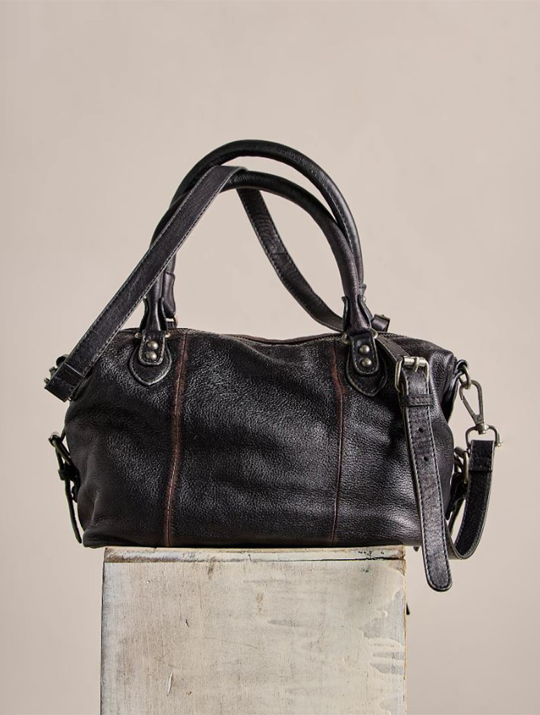 OB22373330-0010_FEREPEOPLE-2