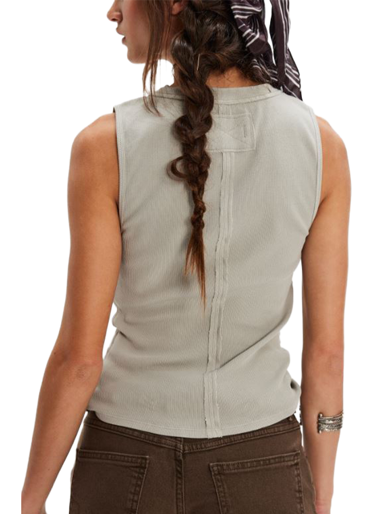 OB2307001-0016_FREEPEOPLE-2