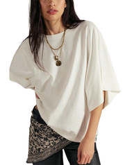 OB2403208-1103_FREEPEOPLE-1