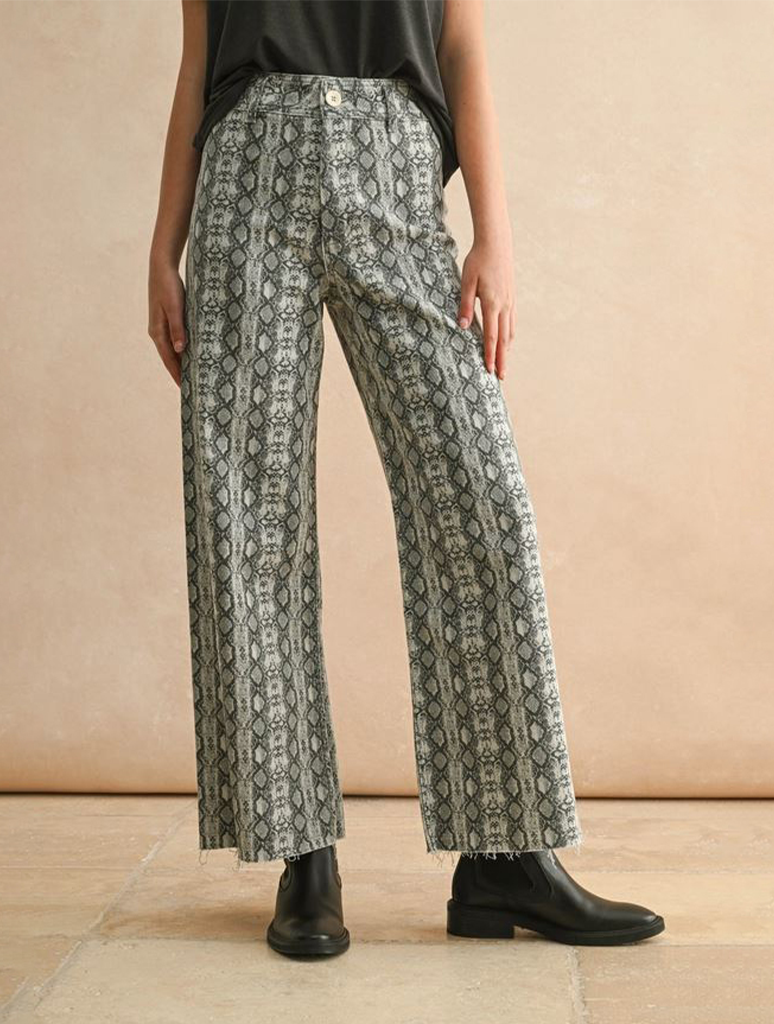 P5222-GREY_MIOUMUSE-1