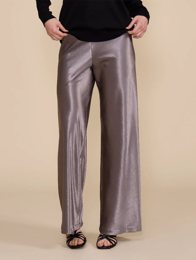 PA5544-PEWT_LUCYPARIS-1