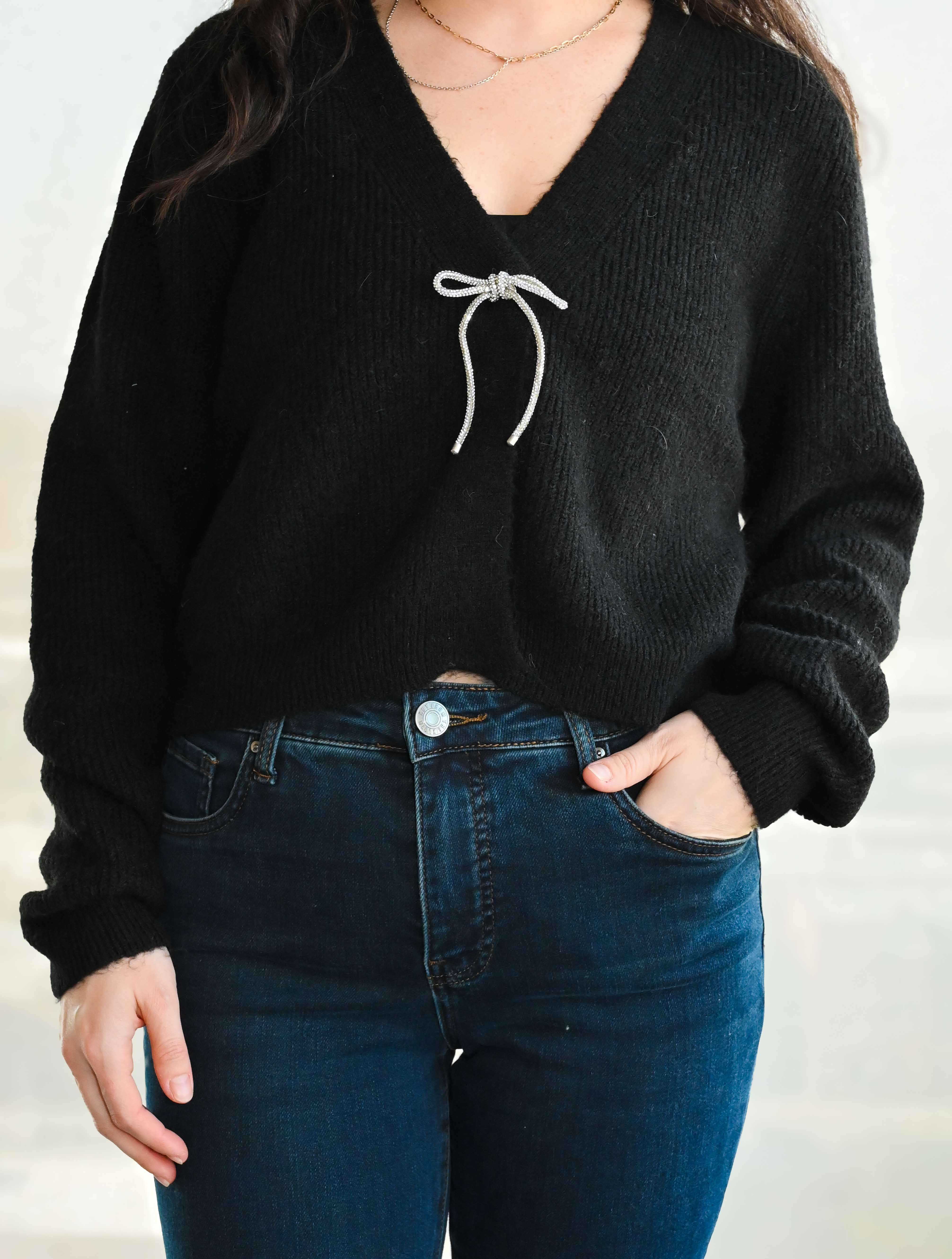 Ghana V-Neck Cardigan with Silver Bow