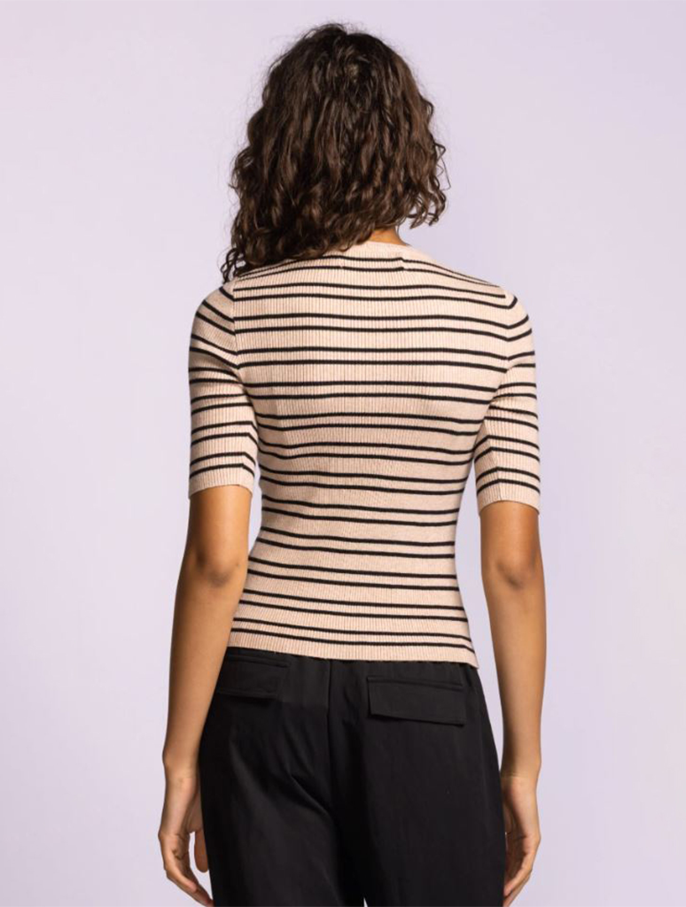 Acama Sweater