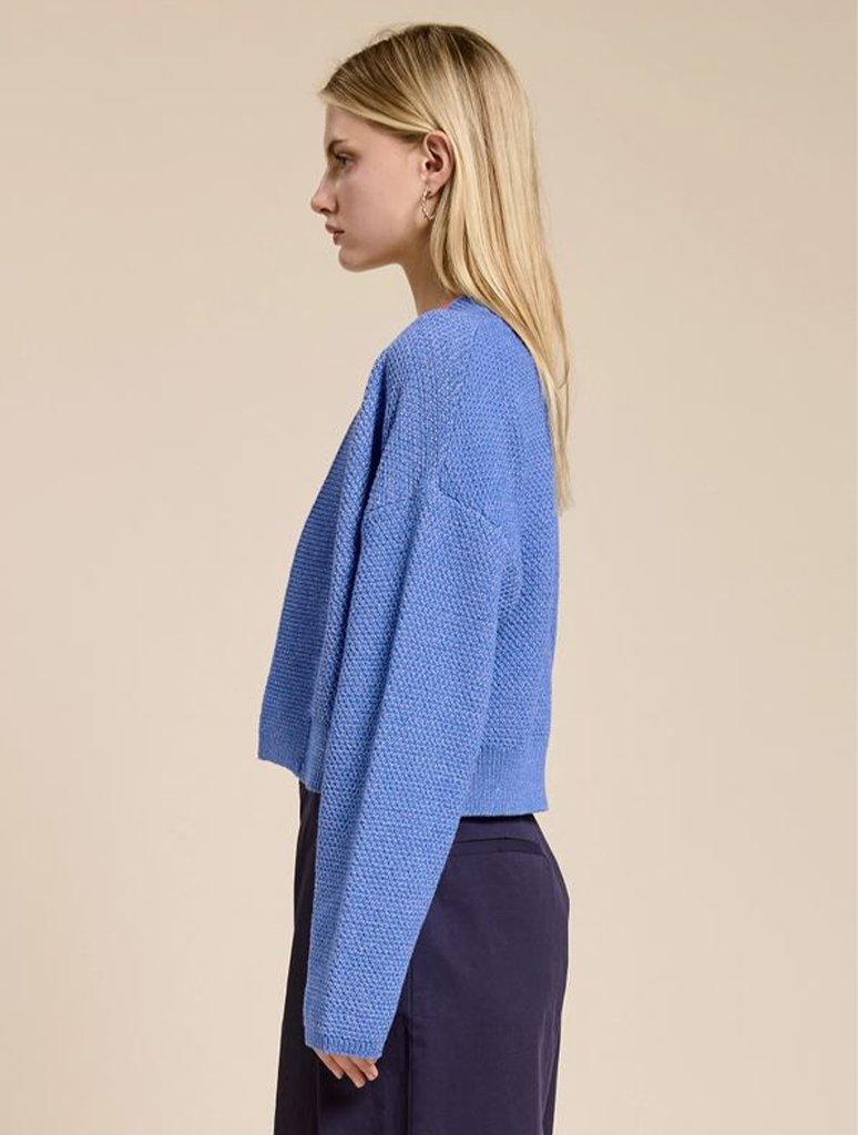 WT40122F-BLU_FLATWHITE-2