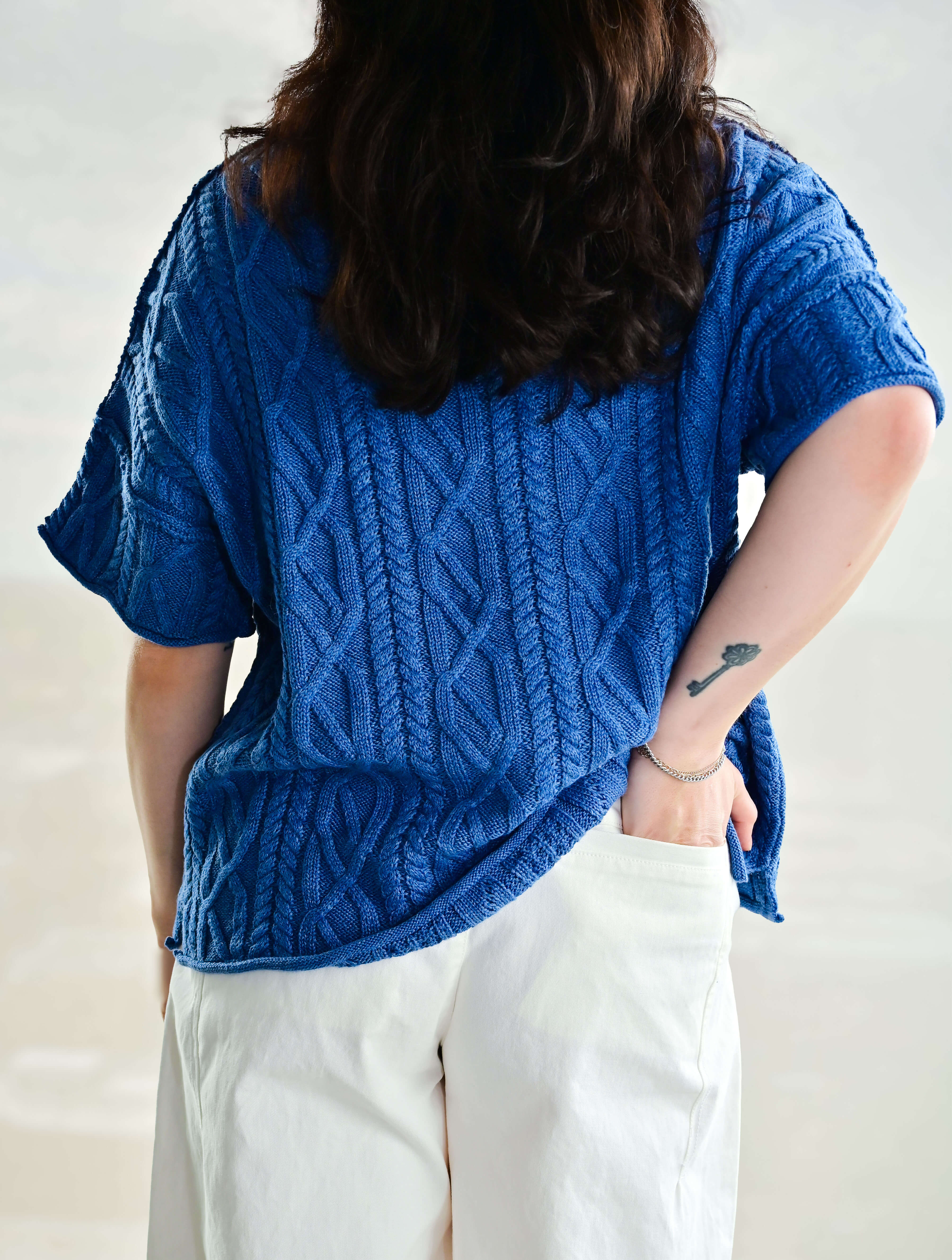 Short Sleeve Crew Neck Cable Knit Sweater Top