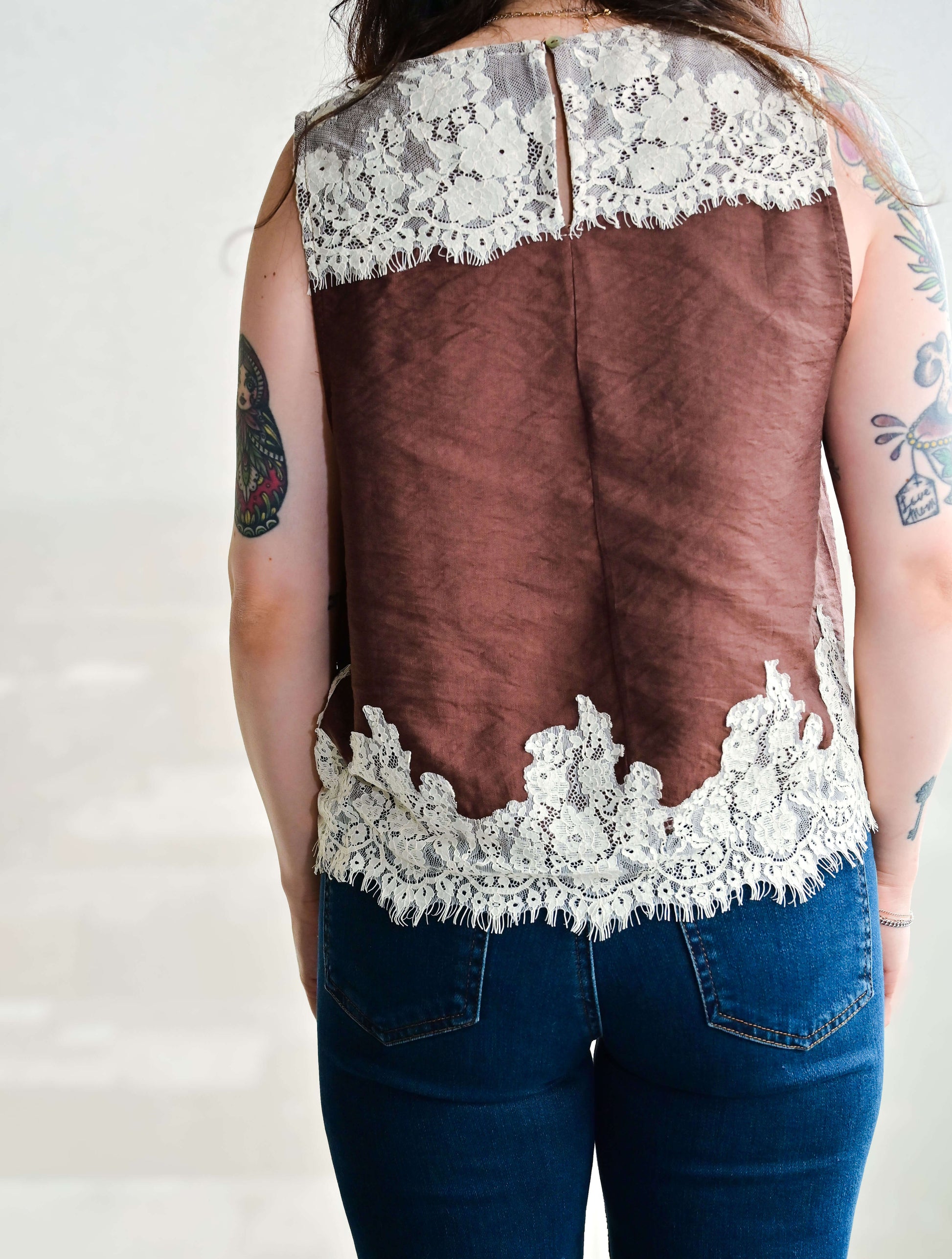 Round Neck Sleeveless Top with Lace Trim