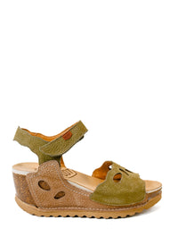 On Foot 320 Dayton Sandal in Musgo