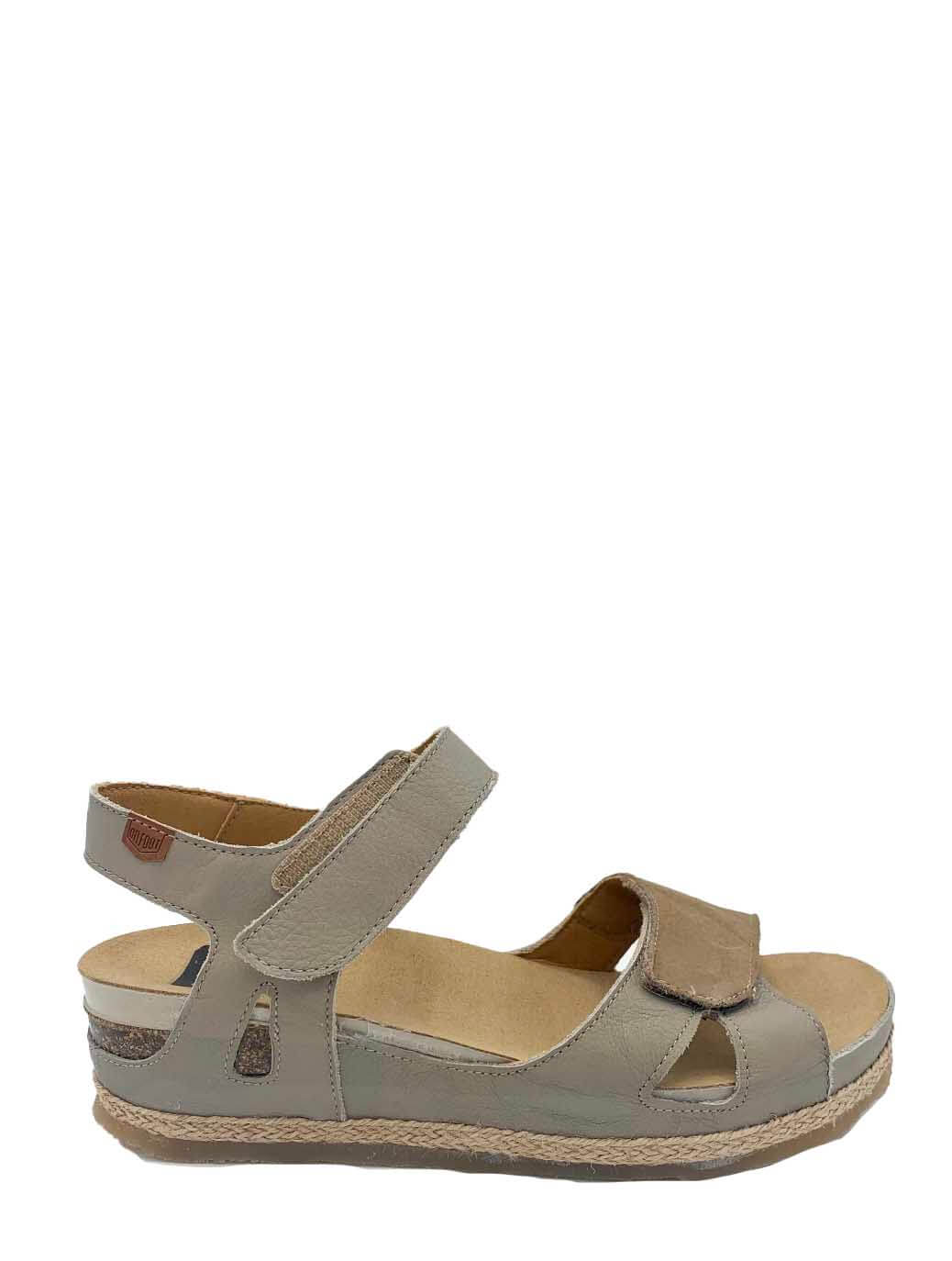 On Foot 221 Cynara Sandal in Taupe