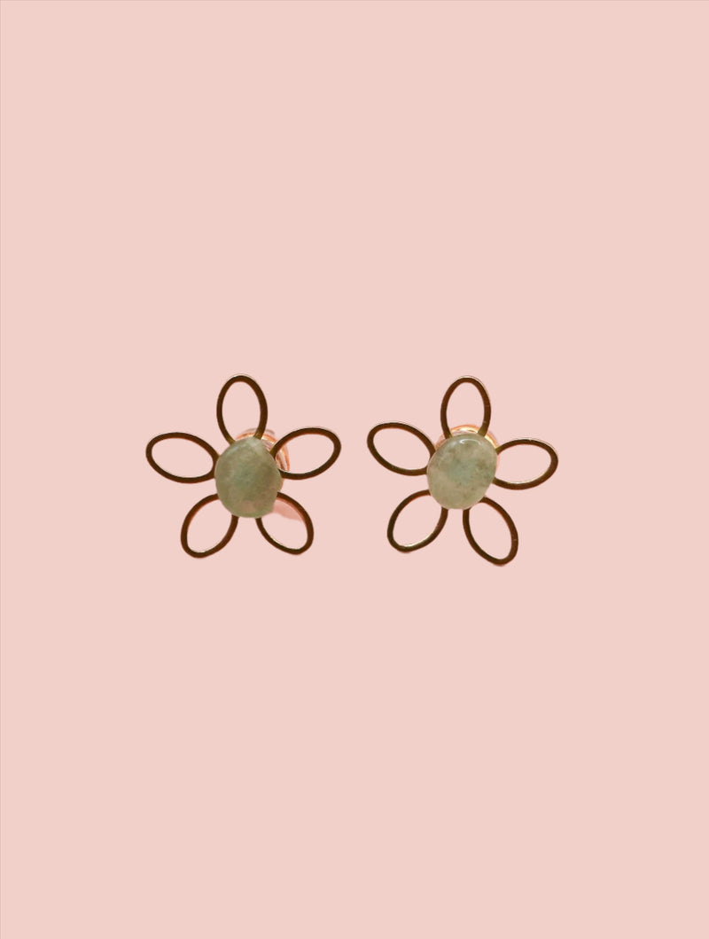 Flower Bed Layered Stud Earring