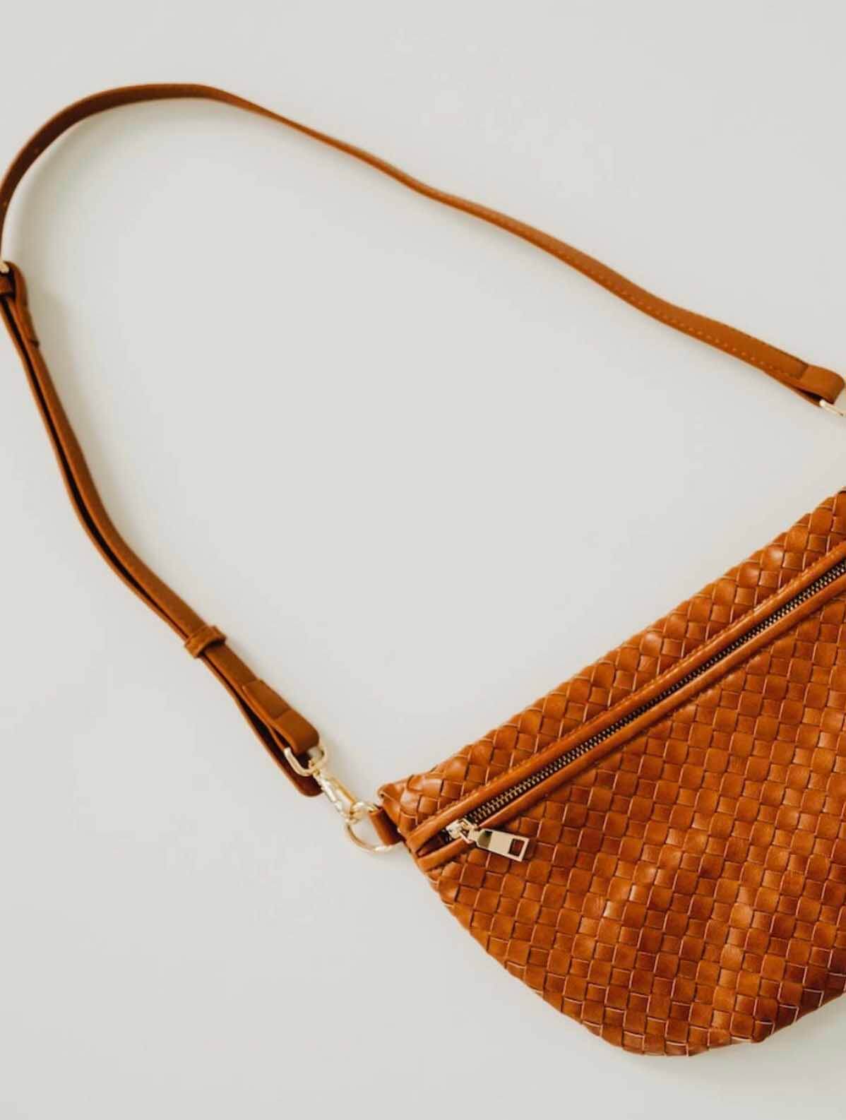 Minimalist Vegan Leather Crossbody Strap