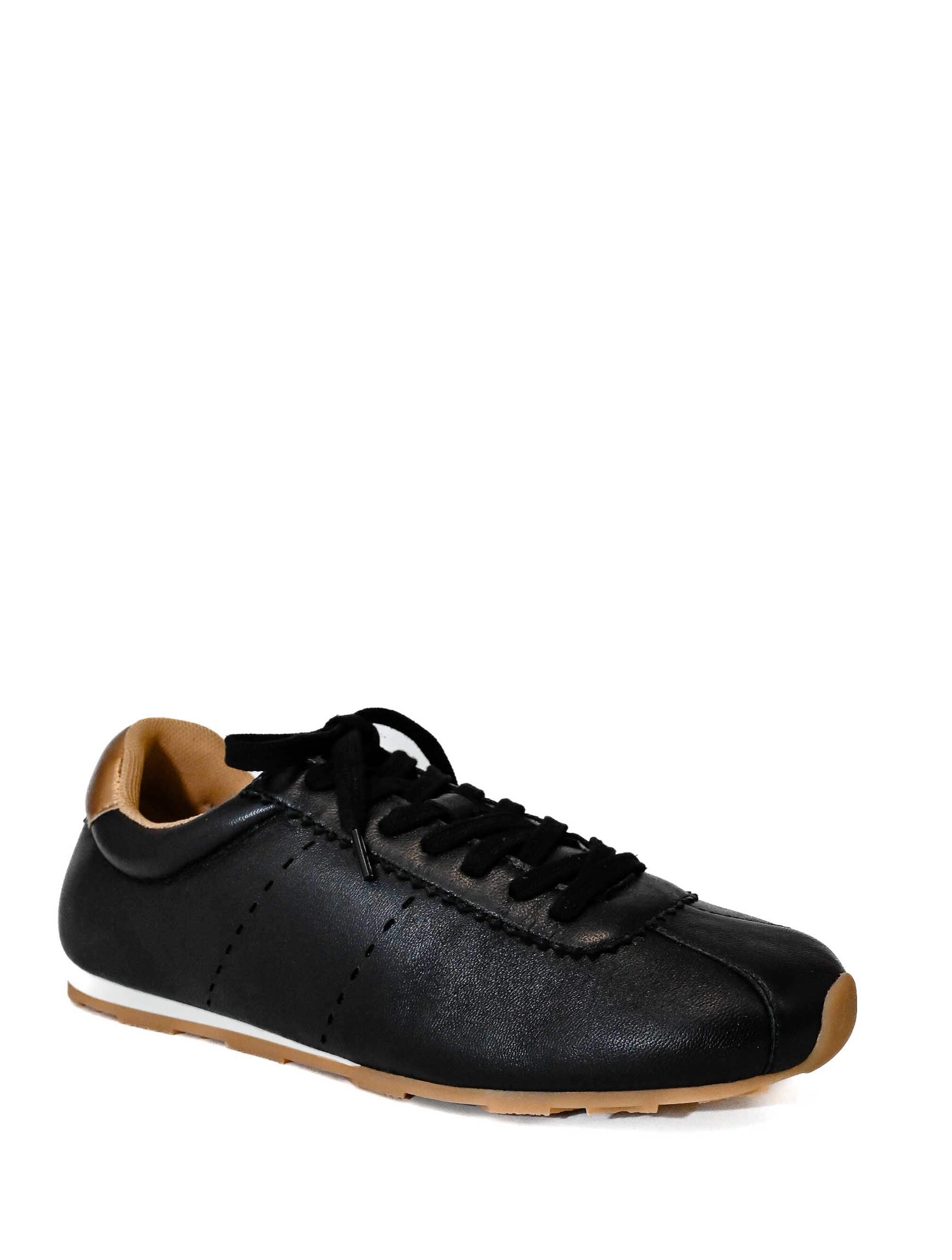Silent D Trophy Sneaker