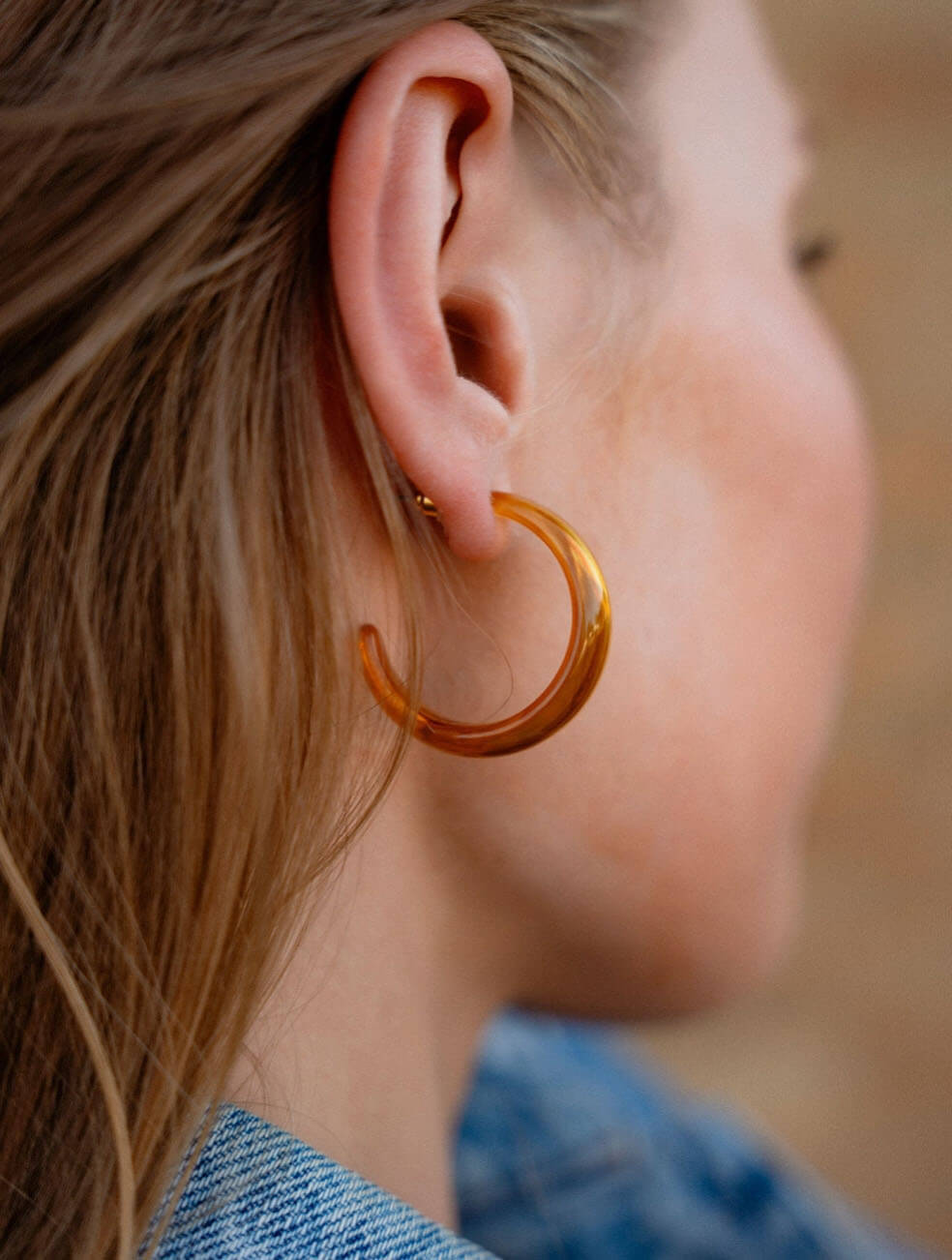 Tara Light Amber Resin Hoops
