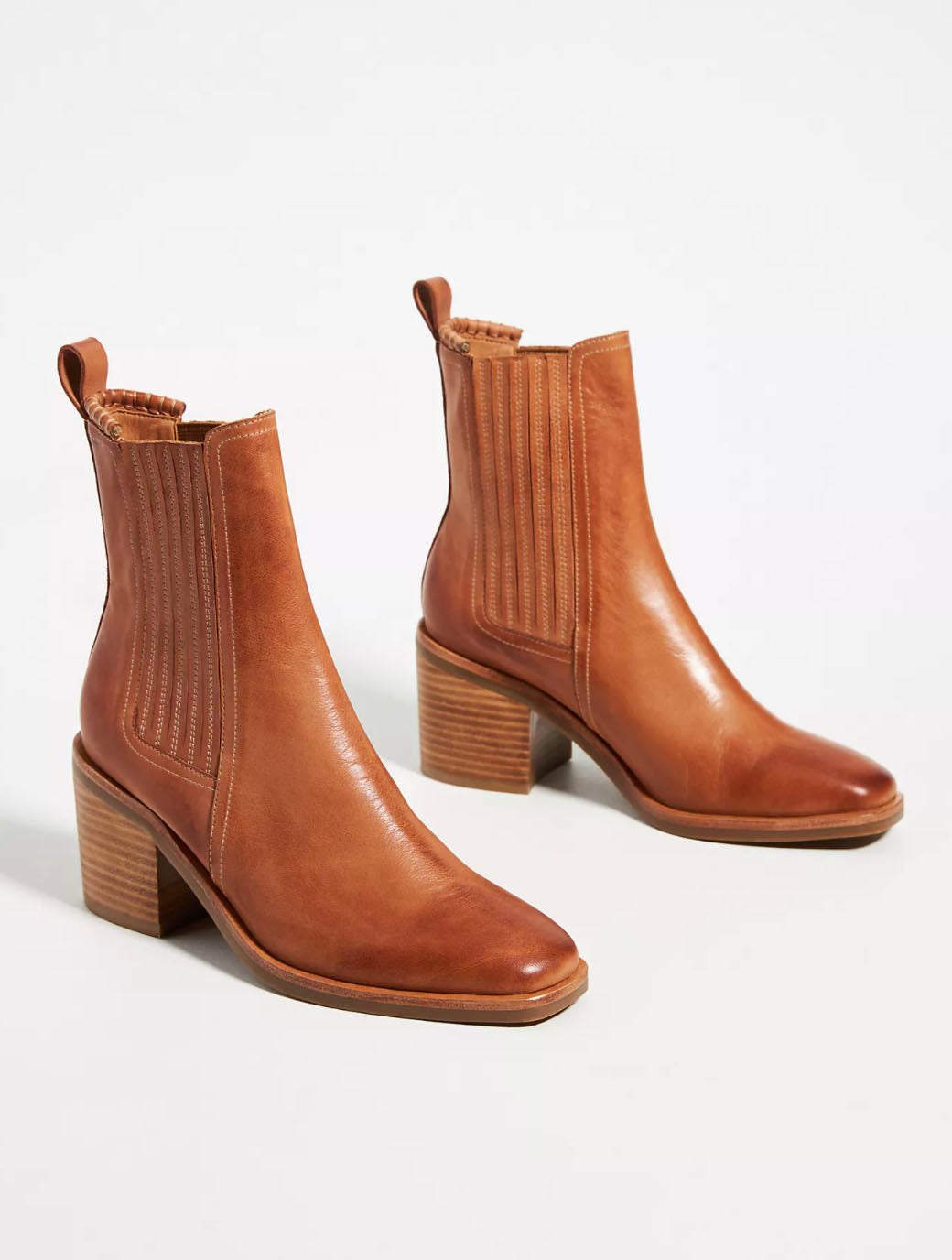 Silent D Naydo Heeled Ankle Boot in Tan