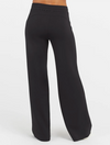 Spanx AirEssentials Wide Leg Pant in Very Black