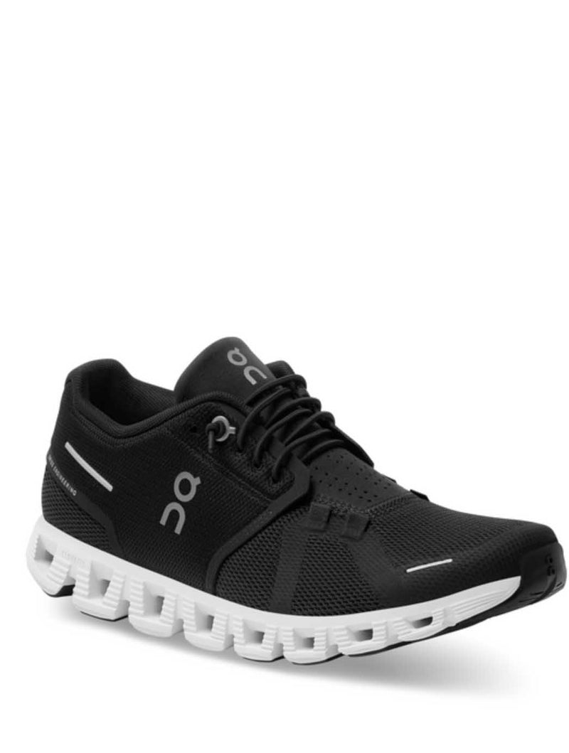 6712723144779-On-Running-Cloud-5-Sneaker-in-Black-White